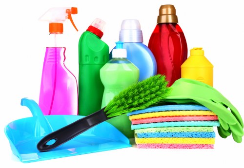 Stain removal cleaning supplies and fresh spill treatment